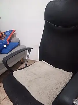 latinmartin73 online show from February 11, 1:21 am