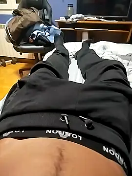 minitranca online show from December 22, 11:42 pm