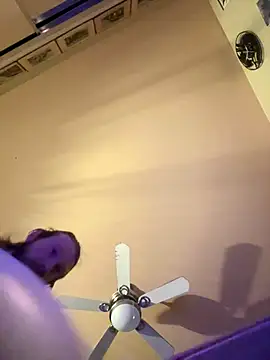 Johndoe2292 online show from November 10, 8:52 am