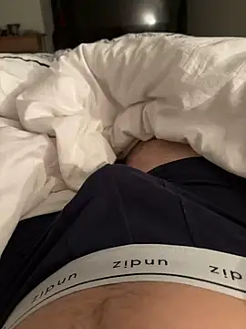 Snapshot of val6910 chatting on January 16, 8:46 pm val6910 online show from January 16, 8:46 pm