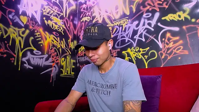 Bryansteban online show from February 7, 8:10 pm