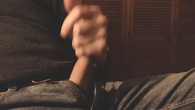 pathogen1 online show from December 4, 6:15 pm