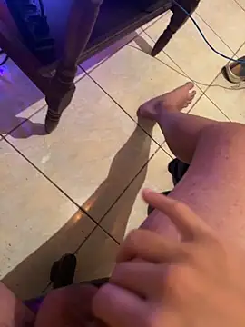 Toalha1 online show from April 27, 5:19 pm