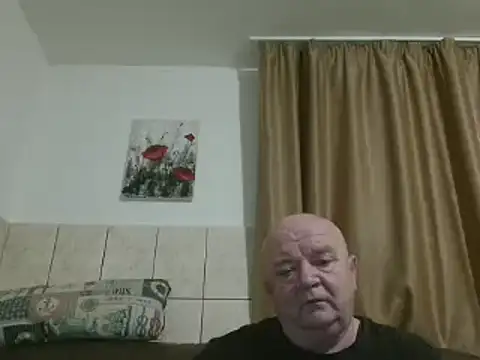 Snapshot of fullballs6 chatting on January 21, 4:33 am fullballs6 online show from January 21, 4:33 am