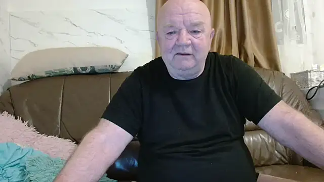 fullballs6 online show from March 8, 2:48 am