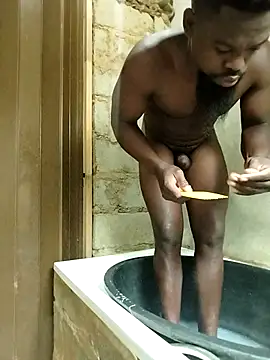 Chocolate factory man online show from October 7, 4:05 am