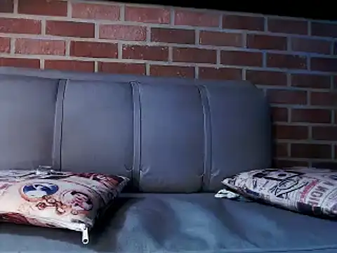 MaximoTorricelli online show from March 10, 8:45 pm