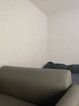 lonelyboyp online show from February 18, 12:06 pm