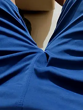 Akhil3290 online show from March 18, 4:21 pm