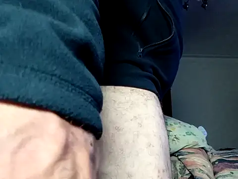 Pladurexxx online show from October 31, 11:41 pm