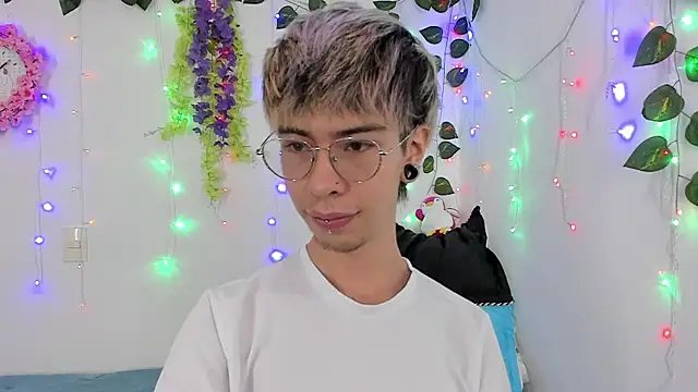  Jakke online show from January 25, 1:10 am