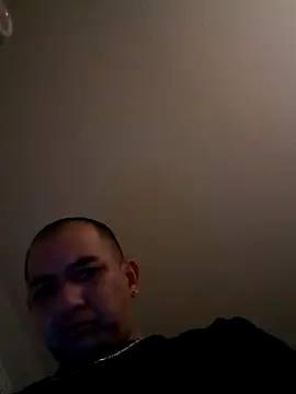 Snapshot of NewKing100 chatting on March 11, 11:01 am NewKing100 online show from March 11, 11:01 am