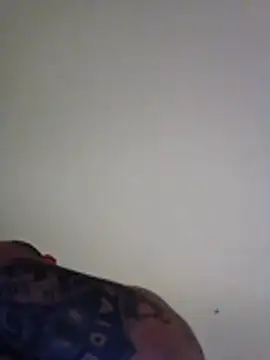 Snapshot of NewKing100 chatting on October 30, 10:38 am NewKing100 online show from October 30, 10:38 am