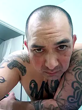 Snapshot of NewKing100 chatting on January 31, 1:43 am NewKing100 online show from January 31, 1:43 am