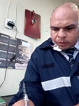Camilo-31RI online show from May 29, 10:58 am