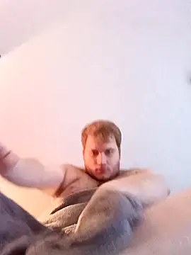 Snapshot of Sexebon01 chatting on December 19, 2:35 pm Sexebon01 online show from December 19, 2:35 pm