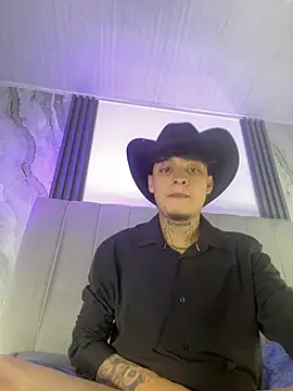 Victorus1 online show from July 18, 2:40 am