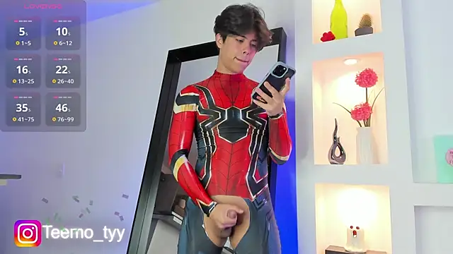 teemotwink online show from October 2, 10:03 pm