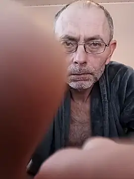 BesterJunge45 online show from February 18, 9:10 am