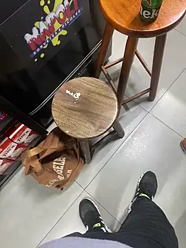 Snapshot of Hjsjsjsjjd chatting on October 16, 1:13 am Hjsjsjsjjd online show from October 16, 1:13 am