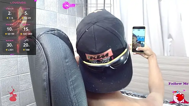 Snapshot of loistwink_ chatting on January 23, 3:58 am loistwink  online show from January 23, 3:58 am