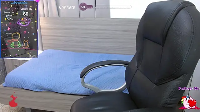 Snapshot of loistwink_ chatting on December 19, 1:29 pm loistwink  online show from December 19, 1:29 pm