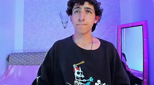 Kerverr  online show from March 10, 2:50 am