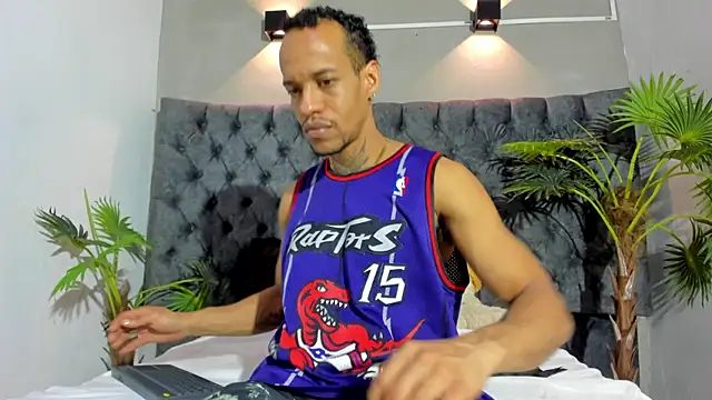 Salomon koude online show from July 15, 12:01 pm