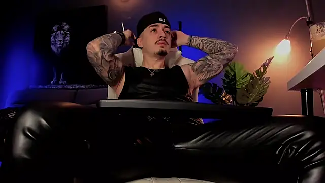 uptomatty online show from March 8, 8:07 am