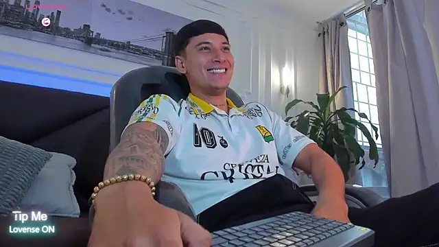 Damian23   online show from February 28, 1:54 pm