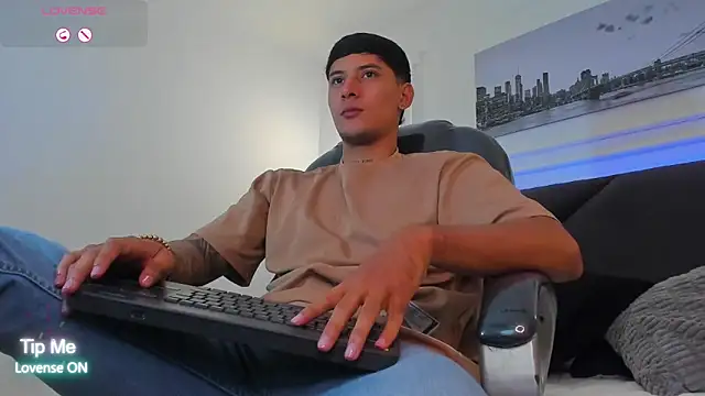 Damian23   online show from February 1, 10:36 am