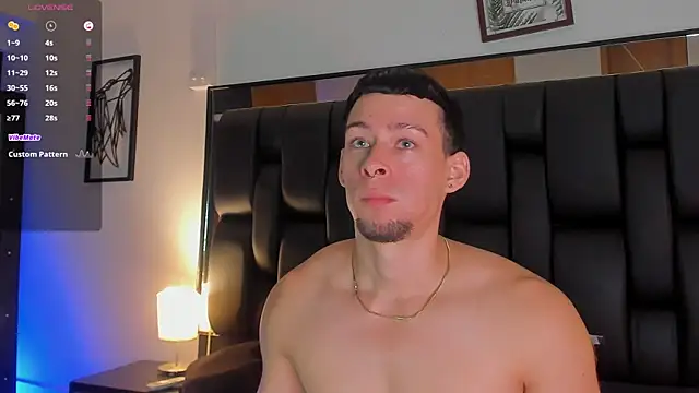 JadeSmiith  online show from September 19, 11:04 pm