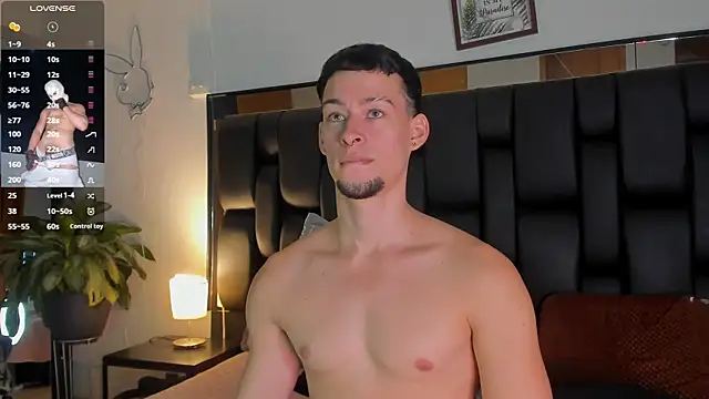 JadeSmiith  online show from September 9, 10:41 pm