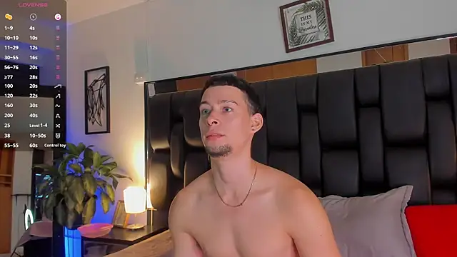 JadeSmiith  online show from September 18, 10:56 pm