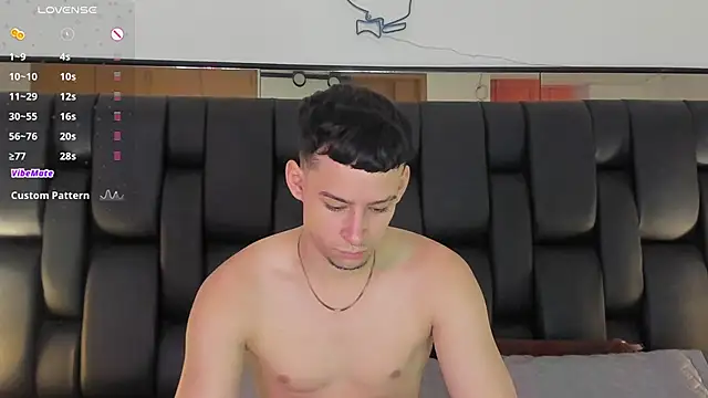 JadeSmiith  online show from February 27, 9:47 pm