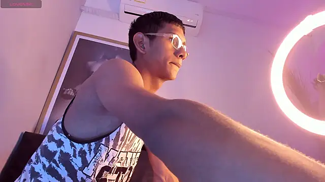 Nick Collins18 online show from January 11, 8:32 pm