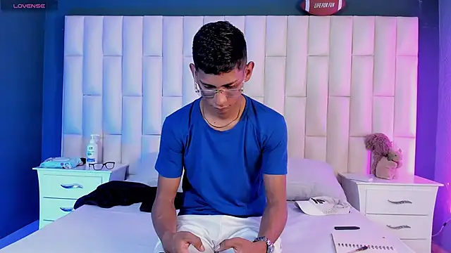 Nick Collins18 online show from January 20, 8:29 pm