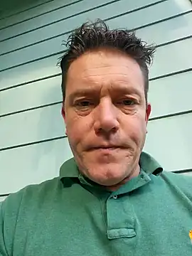 Bigtater1999 online show from March 31, 9:27 pm