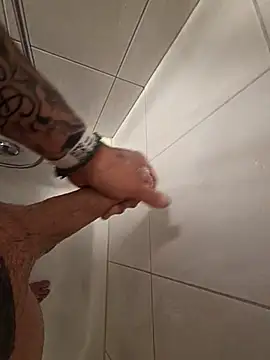 swisslatina8382 online show from September 22, 9:36 pm