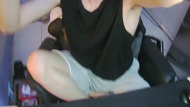 Ray175oo online show from June 5, 6:46 pm