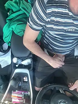 Snapshot of wheresando1 chatting on October 7, 11:42 pm wheresando1 online show from October 7, 11:42 pm