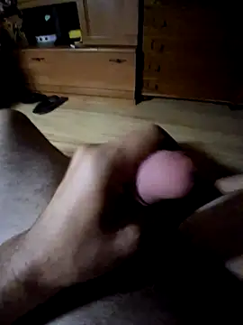 Snapshot of demoniczny82 chatting on October 29, 4:48 am demoniczny82 online show from October 29, 4:48 am