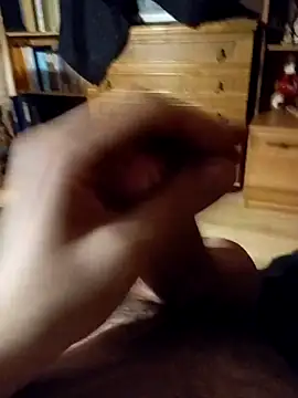 Snapshot of demoniczny82 chatting on March 9, 8:31 pm demoniczny82 online show from March 9, 8:31 pm