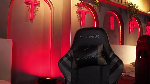 Ryan Hunt online show from October 3, 12:32 pm