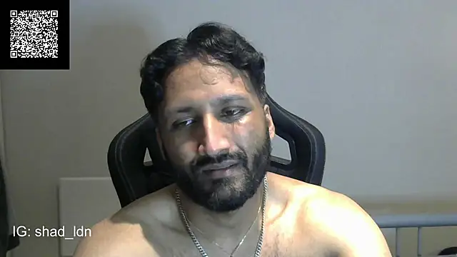 Snapshot of shadthebiguy chatting on December 17, 12:01 am shadthebiguy online show from December 17, 12:01 am