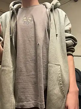 johnnyyyahh online show from December 27, 7:29 am