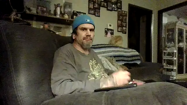 Snapshot of clitstitsandbongrips chatting on October 9, 7:02 am clitstitsandbongrips online show from October 9, 7:02 am