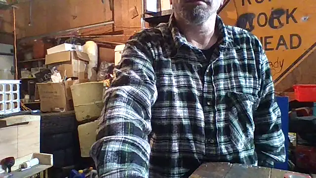 Snapshot of clitstitsandbongrips chatting on February 10, 10:19 pm clitstitsandbongrips online show from February 10, 10:19 pm