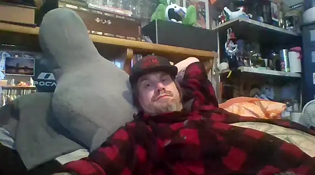 Snapshot of clitstitsandbongrips chatting on January 8, 4:22 pm clitstitsandbongrips online show from January 8, 4:22 pm