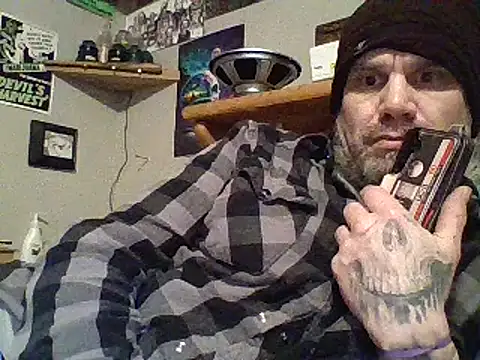 Snapshot of clitstitsandbongrips chatting on February 4, 8:49 pm clitstitsandbongrips online show from February 4, 8:49 pm